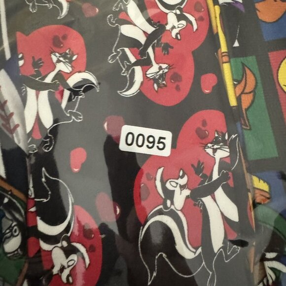 VTG 90s Looney Tunes Neckties Lot of 12 AOP Baseball Halloween Valentine's Day - Picture 13 of 13